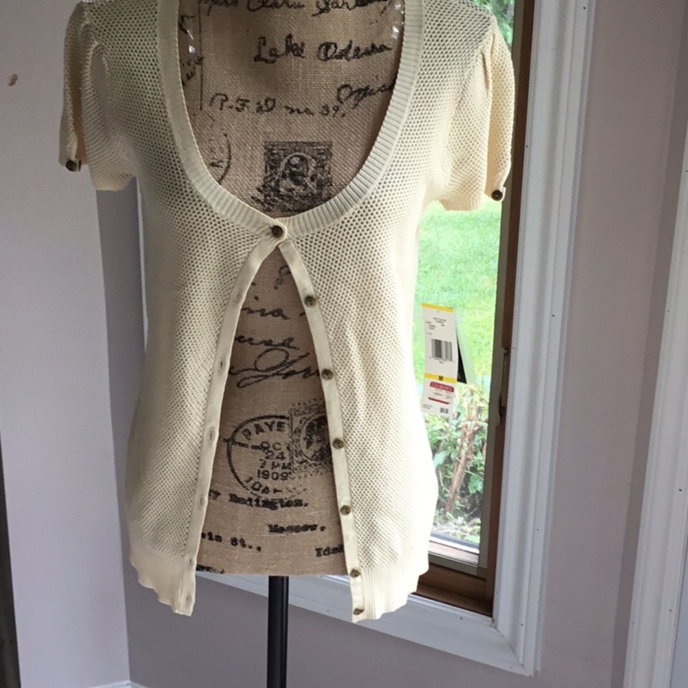 NWT Nine West Sweater Top. New